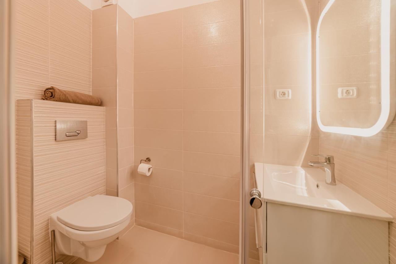 Apartament Zoomers Cazare Mamaia Nord - ナボダリ エクステリア 写真