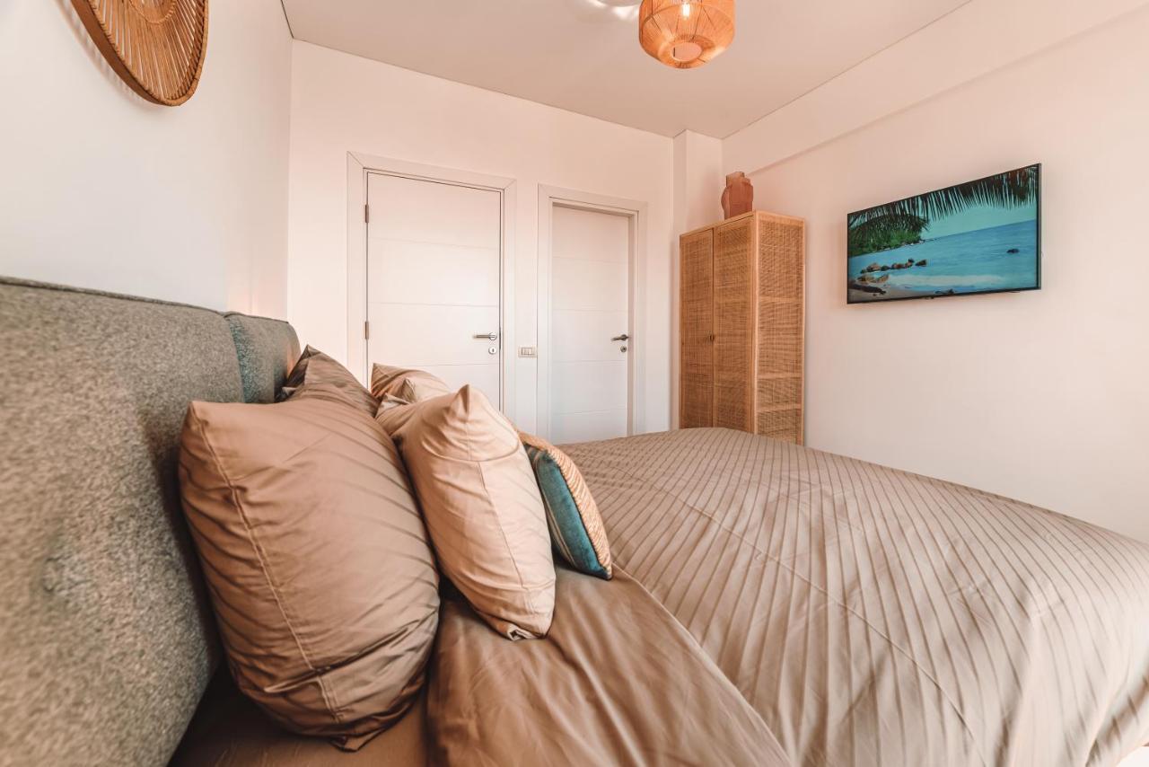 Apartament Zoomers Cazare Mamaia Nord - ナボダリ エクステリア 写真