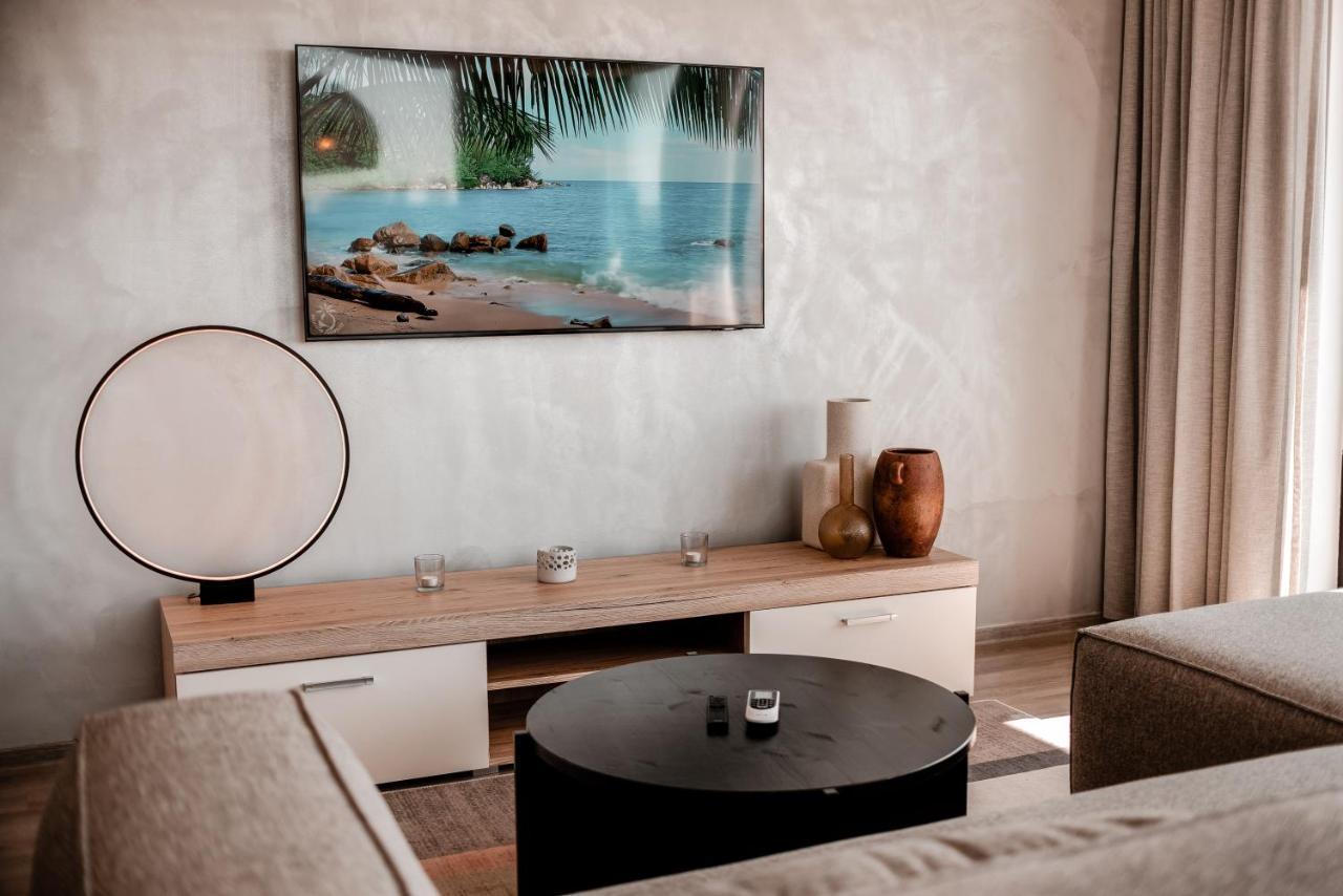 Apartament Zoomers Cazare Mamaia Nord - ナボダリ エクステリア 写真