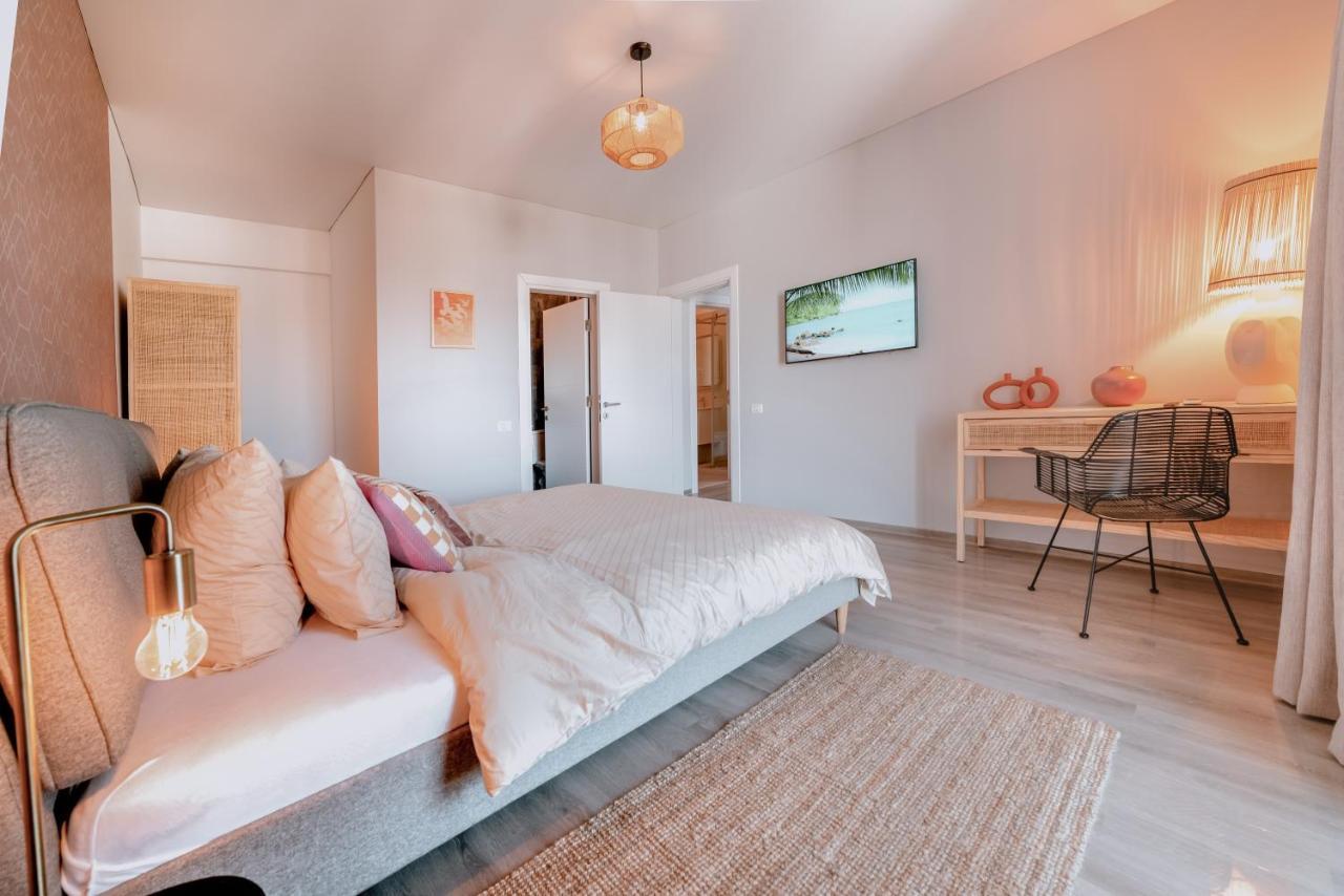 Apartament Zoomers Cazare Mamaia Nord - ナボダリ エクステリア 写真